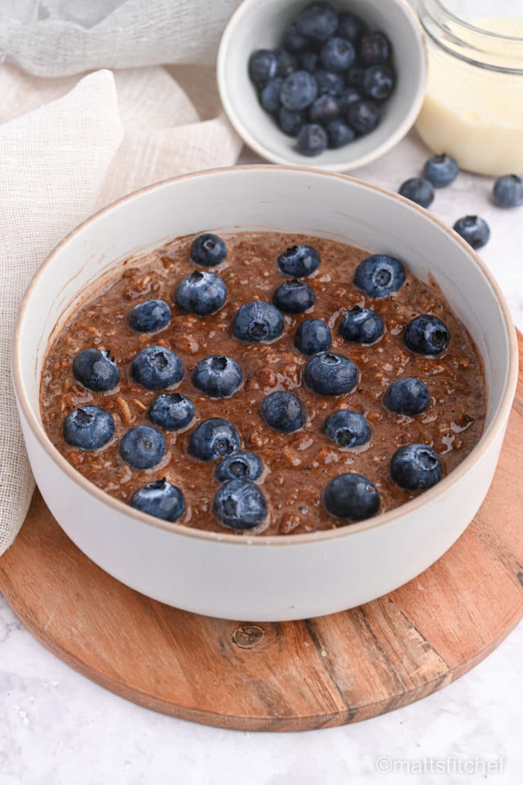 180-kcal-low-calorie-oatmeal-with-cocoa-powder