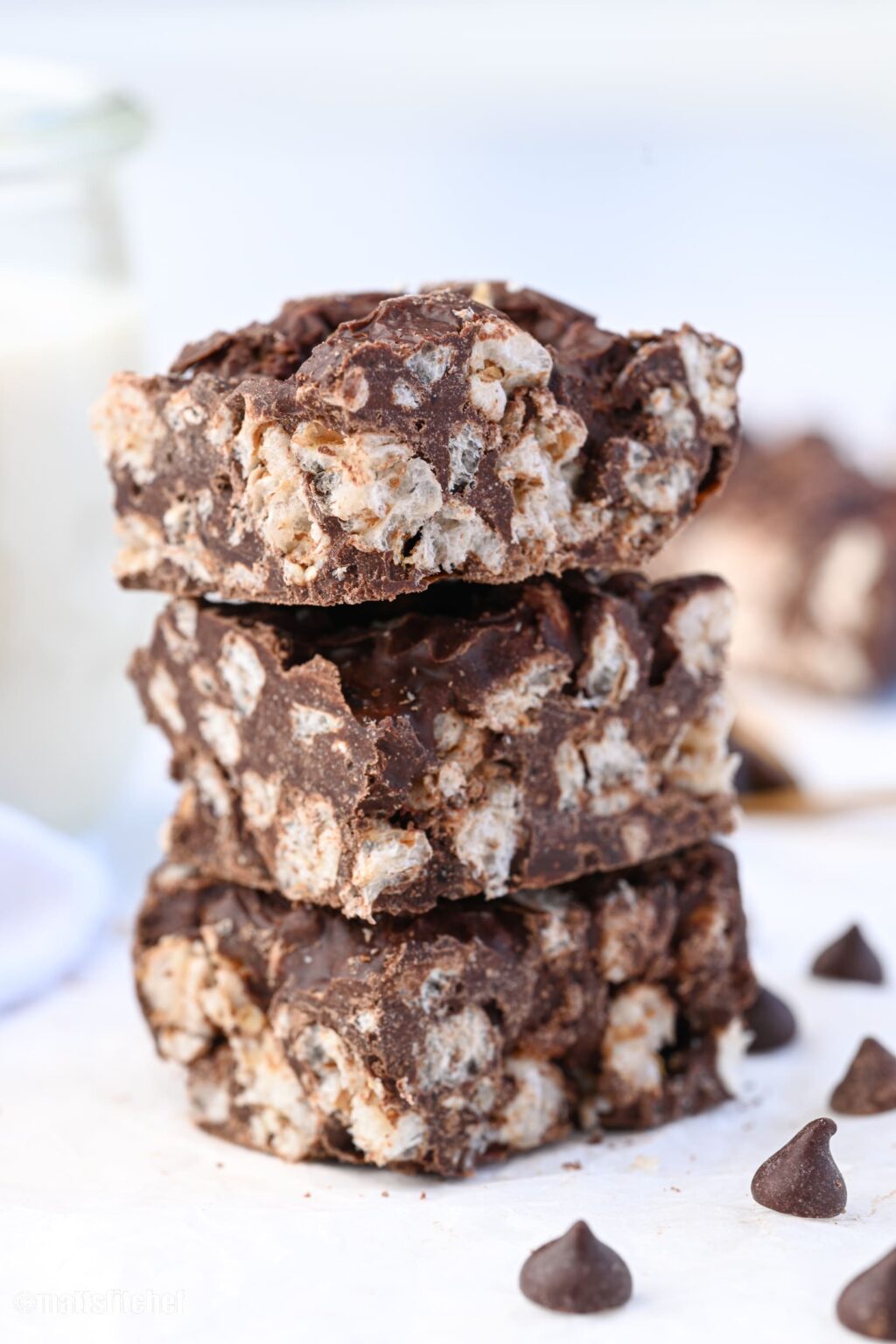 Chocolate Protein Rice Krispie Treats With Rice Cakes