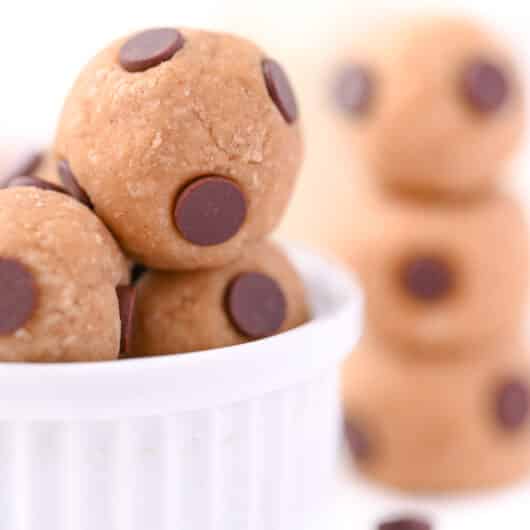 Healthy Cookie Dough Bites with Oats