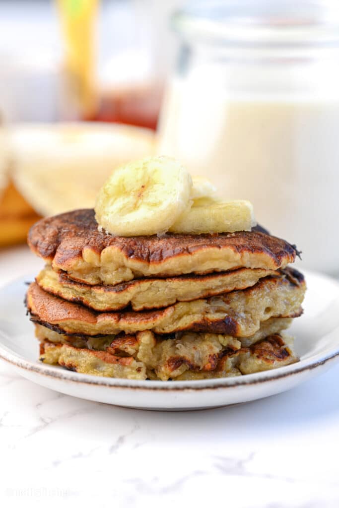 2 Ingredient Banana Pancakes (No Flour)