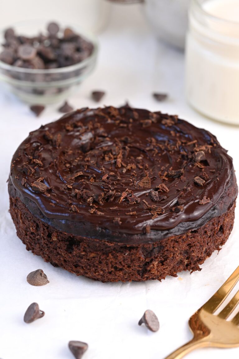 Healthy Flourless Chocolate Cake {3 Ingredients}