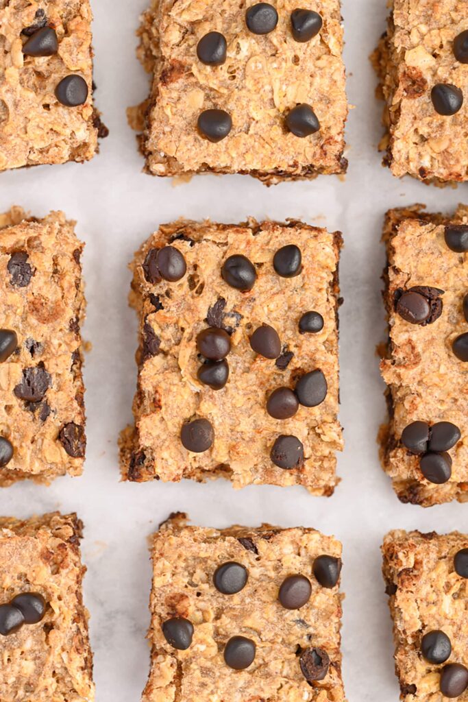 Oatmeal Chocolate Chip Bars