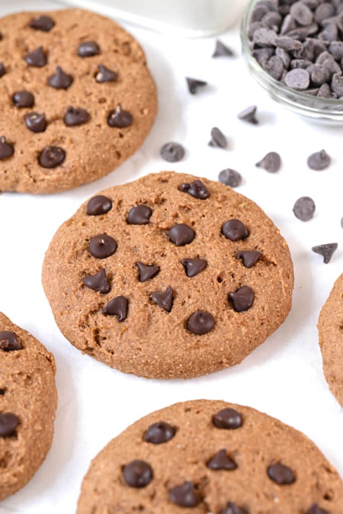 Low Calorie Chocolate Chip Cookies