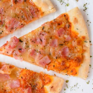 homemade Greek yogurt pizza without yeast, without protein powder
