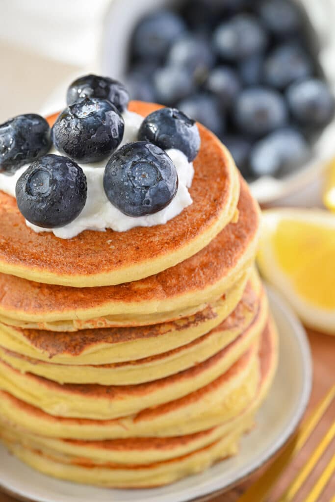 low calorie pancake with Greek yogurt and blueberries