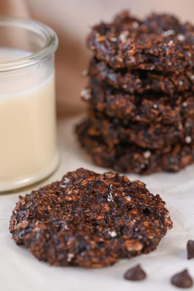 No Bake Chocolate Oat Cookies