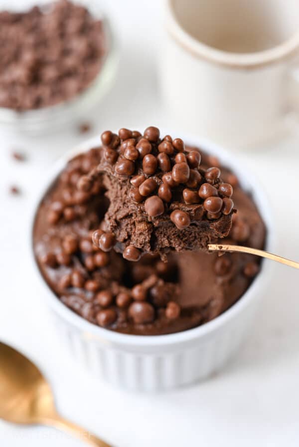 Easy chocolate yogurt pudding