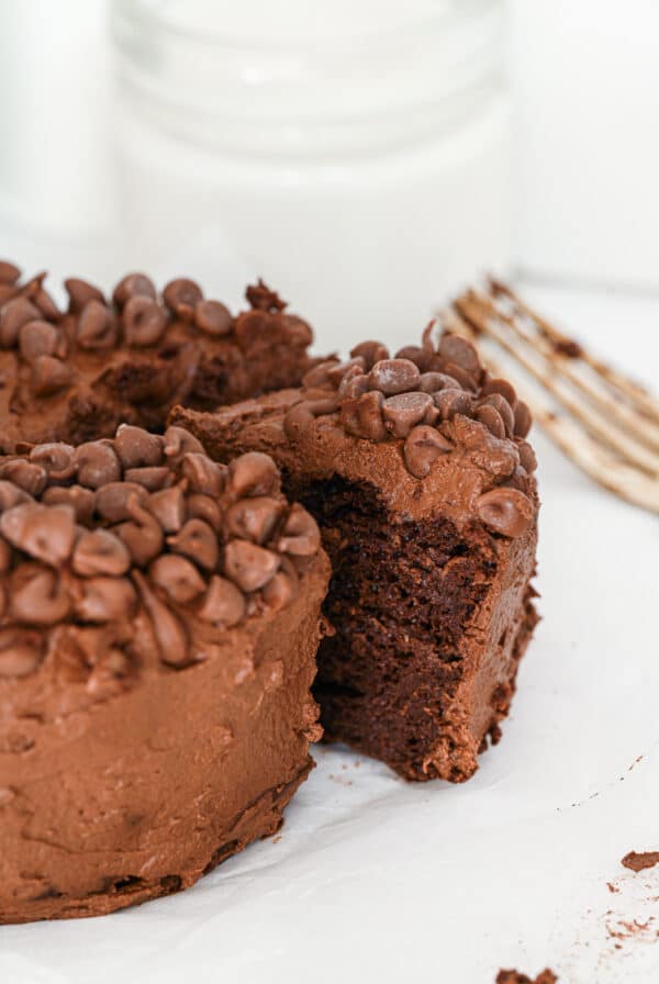 Keto Chocolate Cake with Chocolate Frosting