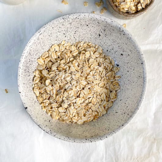 add oats to a bowl