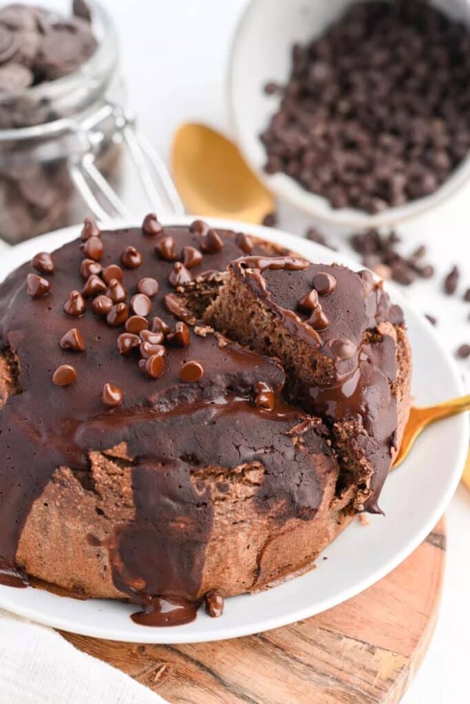 Healthy Chocolate Cake - No sugar, oil or butter, healthier cake!