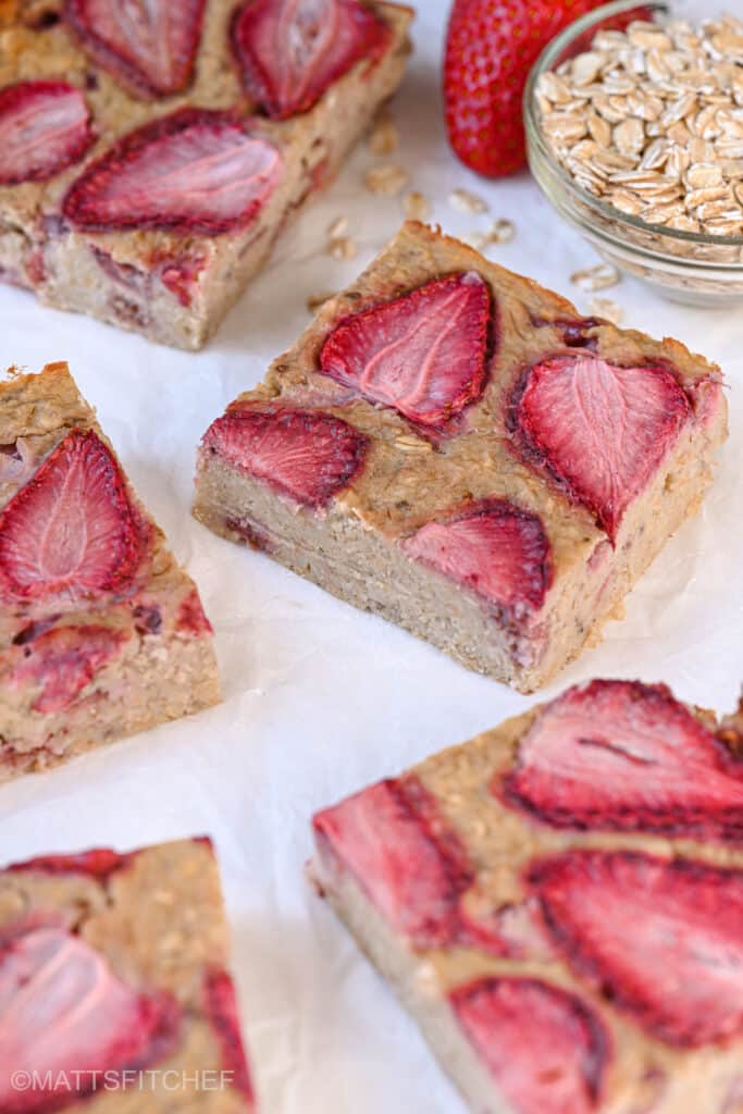 Healthy Strawberry Oatmeal Bars