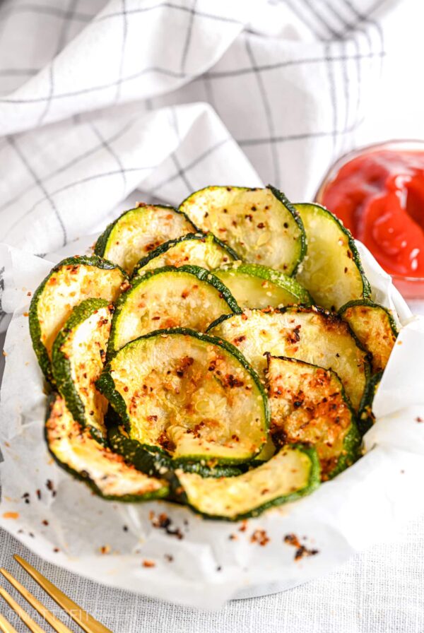 Air Fryer Zucchini Chips