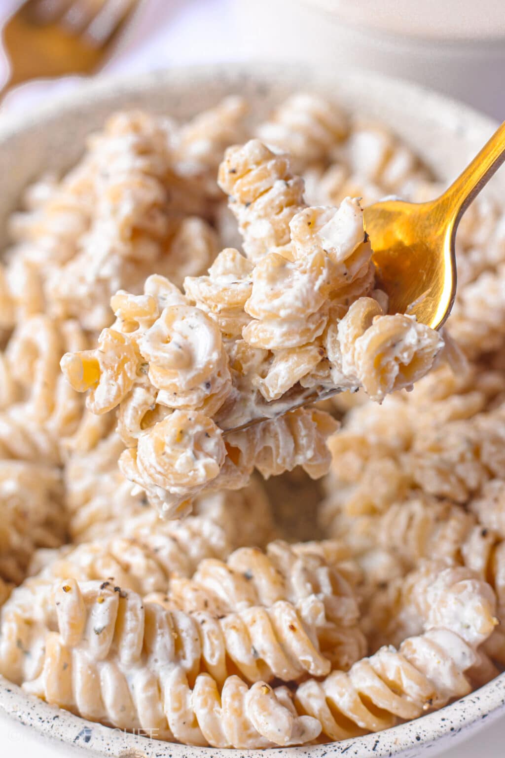 Quick Greek Yogurt Pasta Sauce {High Protein}