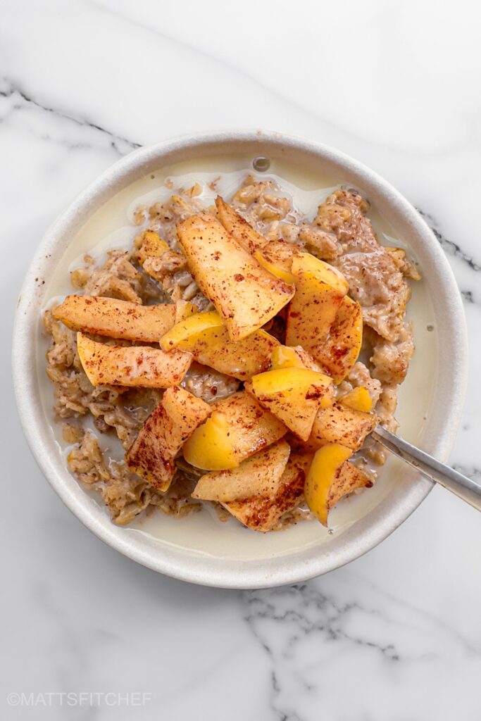 Apple Cinnamon Oatmeal