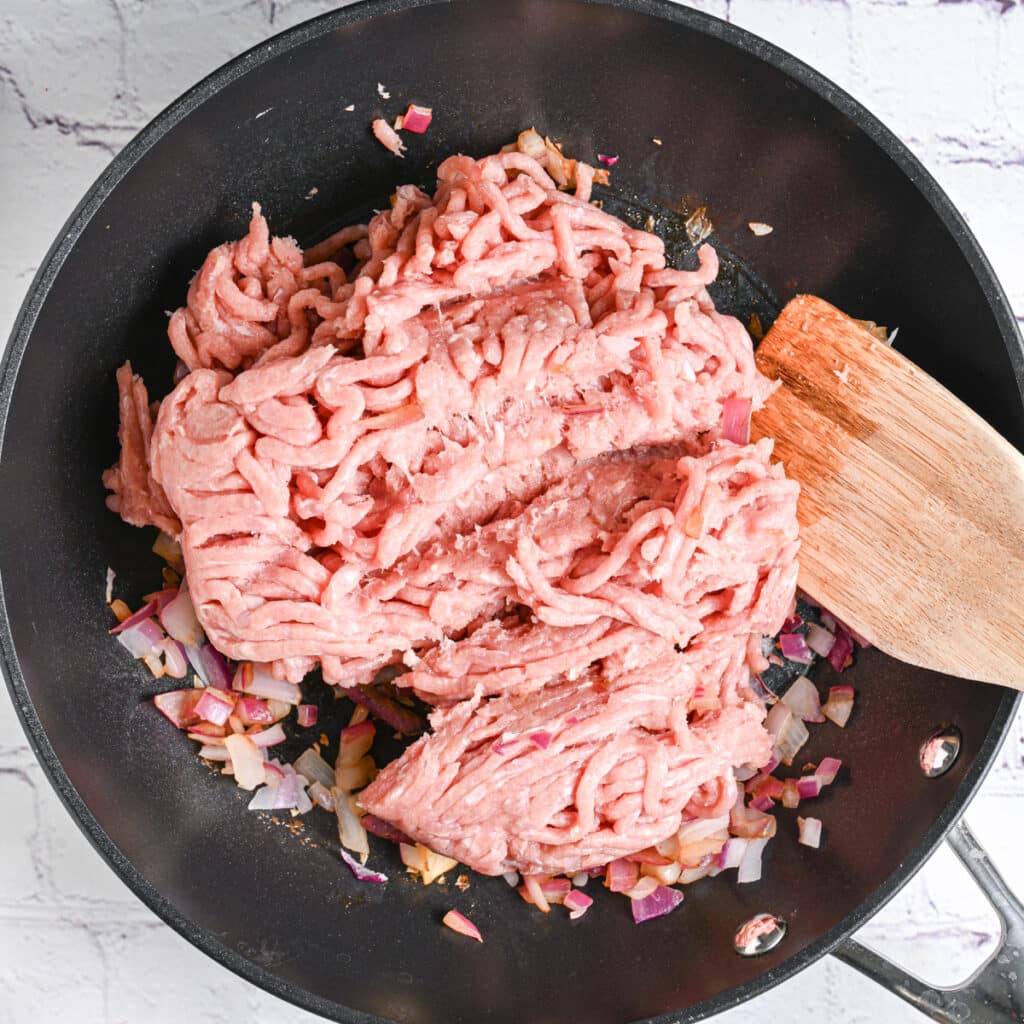 Cooking ground meat in skillet