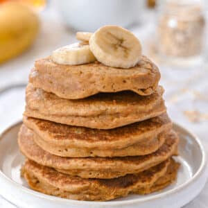 Banana Oatmeal Pancakes