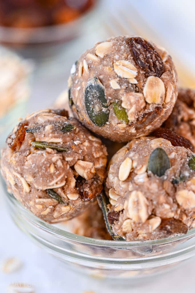 Peanut Butter Oatmeal Balls