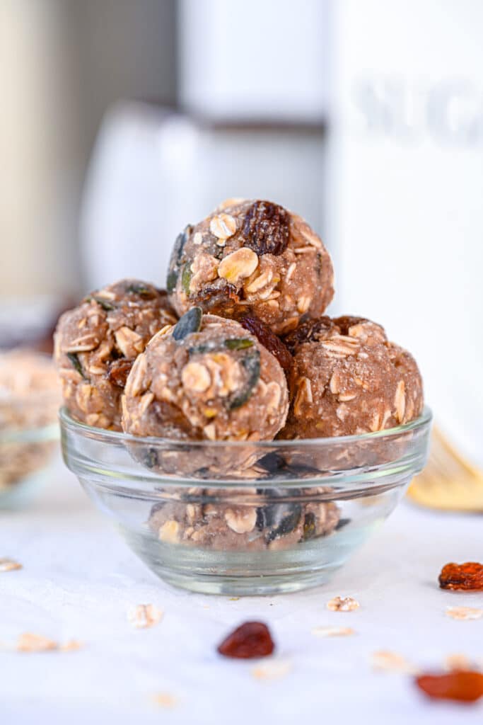 Peanut Butter Oatmeal Balls