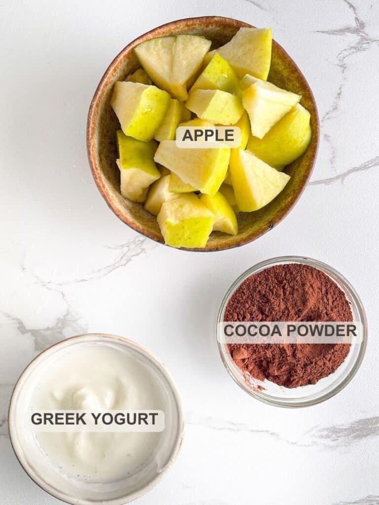 Ingredients in sugar-free chocolate pudding - Apple, plain Greek yogurt and unsweetened cocoa powder