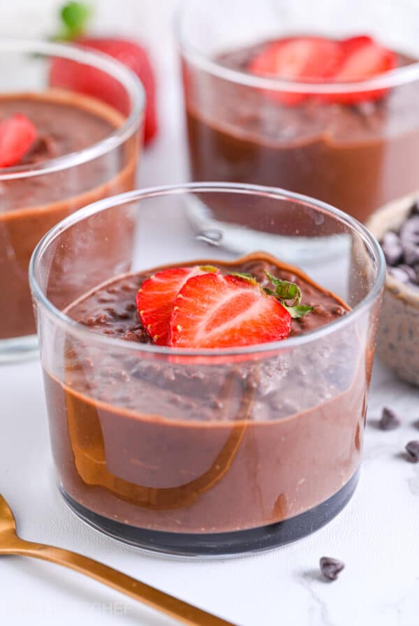 Creamy chocolate chia pudding with sliced strawberries