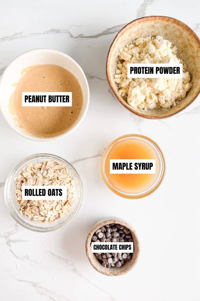 Protein oatmeal balls ingredients &ndash; Protein powder, rolled oats, peanut butter, maple syrup, optional chocolate chips